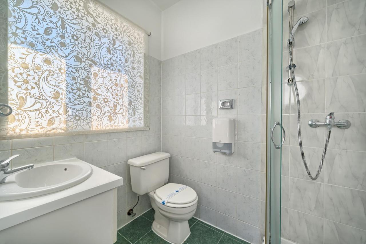 Hotel Aqua - Guest Rooms & Suites Kastela Dış mekan fotoğraf